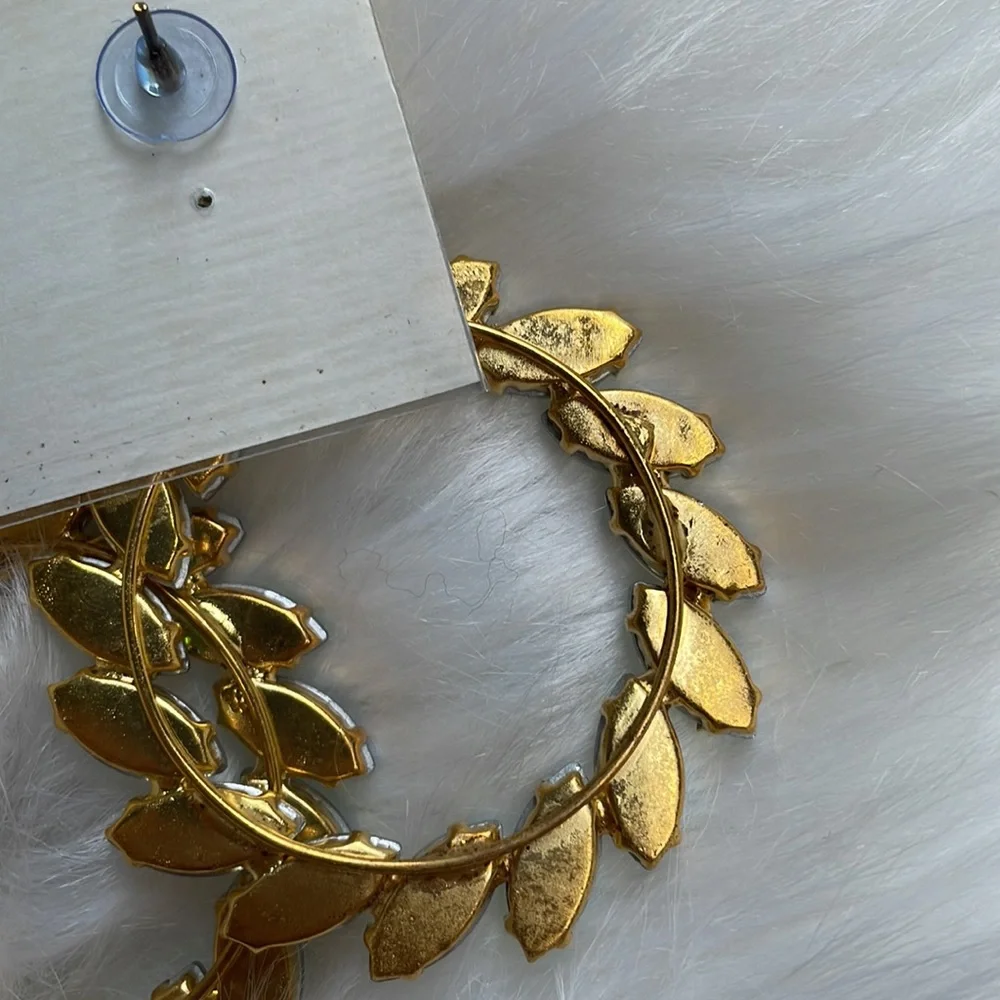 Gold Multicolour open circle earrings - Picture 7 of 12